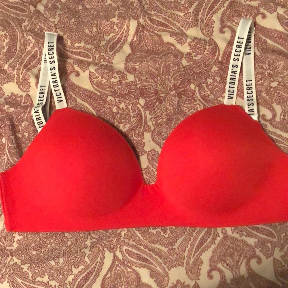 Victoria’s Secret bra